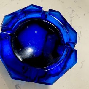 Dark blue ashtrays. Custom on request.